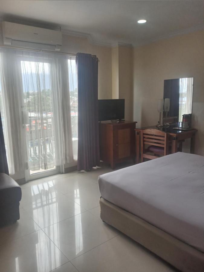 Hotel Celebes Manado Exterior foto