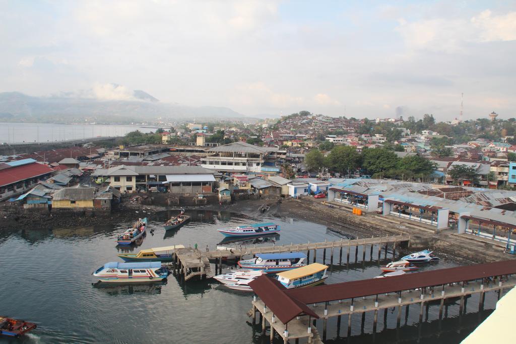 Hotel Celebes Manado Exterior foto